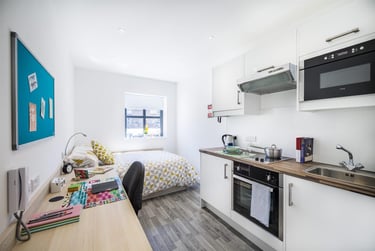 1 bed studio, Castle Hill, Cambridge, CB43BF - Image 3
